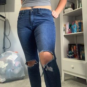 skinny jeans